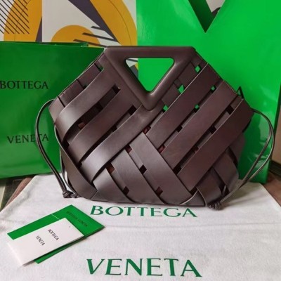 Bottega Veneta Medium Point Bag In Fondant Intrecciato Leather IAMBS240372
