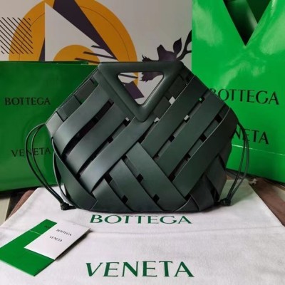 Bottega Veneta Medium Point Bag In Green Intrecciato Leather IAMBS240373