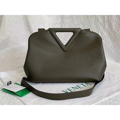 Bottega Veneta Medium Point Top Handle Bag In Camping Leather IAMBS240416