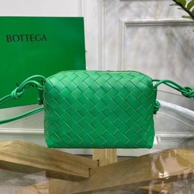 Bottega Veneta Mini Loop Bag In Green Intrecciato Lambskin IAMBS240298