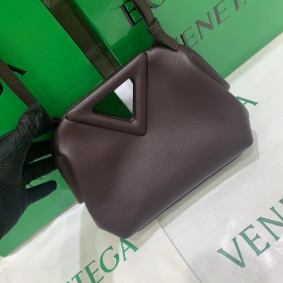 Bottega Veneta Small Point Top Handle Bag In Grape Leather IAMBS240422