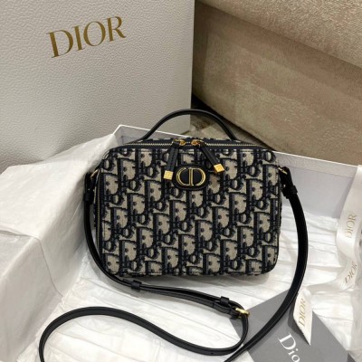 Dior 30 Montaigne Box Bag In Blue Dior Oblique Jacquard IAMBS240466
