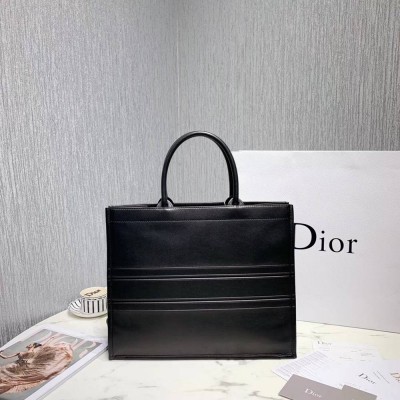 Dior Book Tote Bag In Black Smooth Calfskin IAMBS240552