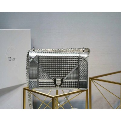 Dior Diorama Bag In Silver Metallic Calfskin IAMBS240828