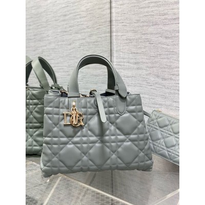 Dior Toujours Medium Bag in Beige Macrocannage Calfskin IAMBS241254