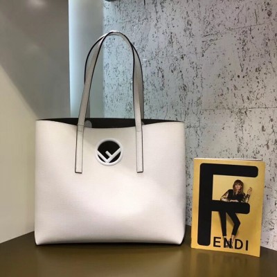 Fendi White Leather Logo Shopper Bag IAMBS241599