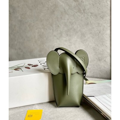 Loewe Elephant Pocket in Green Calfskin IAMBS241696