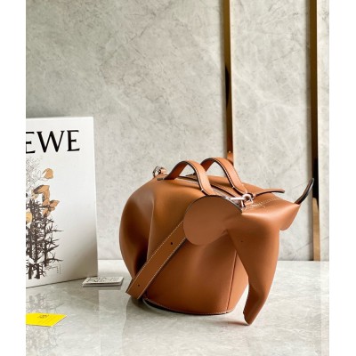 Loewe Large Elephant Bag in Brown Calfskin IAMBS241698