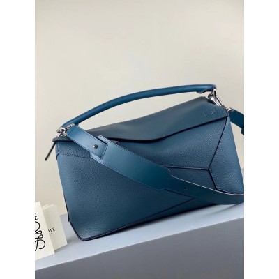 Loewe Large Puzzle Bag In Blue Grained Leather IAMBS241795