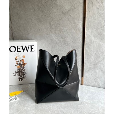Loewe Medium Puzzle Fold Tote Bag in Black Calfskin IAMBS241887