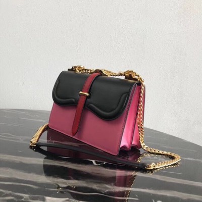 Prada Belle Shoulder Bag In Black/Pink Calfskin IAMBS242168
