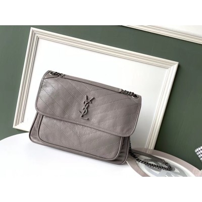 Saint Laurent Large Niki Chain Bag In Grey Crinkled Leather IAMBS242545