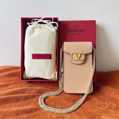 Valentino Loco Phone Case in Beige Leather with Chain IAMBS243012