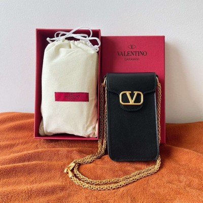 Valentino Loco Phone Case in Black Leather with Chain IAMBS243013