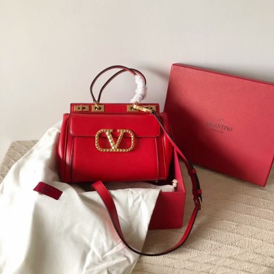 Valentino Rockstud Alcove Medium Top Handle Bag In Red Calfskin IAMBS242969